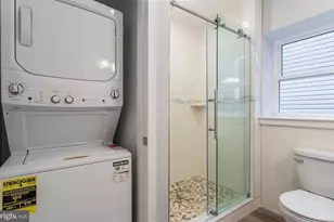 1318 S Broad St, Philadelphia, PA 19146 - Photo 9