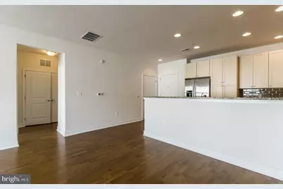 600 S 24th Street #213, Philadelphia, PA 19146 - Photo 5