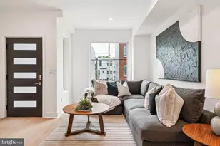 1407 S Napa St, Philadelphia, PA 19146 - Photo 5