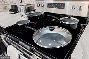 124 W Master St, Philadelphia, PA 19122 - Photo 11