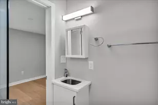 802 W Norris St, Philadelphia, PA 19122 - Photo 17