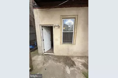 1833 S 5th Street, Philadelphia, PA 19148 - Photo 11
