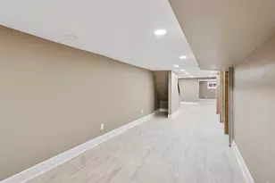 6807 Chew Ave, Philadelphia, PA 19119 - Photo 13