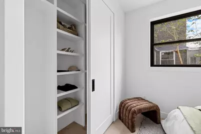 2035 Pierce Street, Philadelphia, PA 19145 - Photo 11