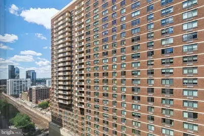 1900 John F Kennedy Boulevard #1813, Philadelphia, PA 19103 - Photo 5