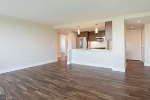 2200 Benjamin Franklin Pkwy, Philadelphia, PA 19130 - Photo 3