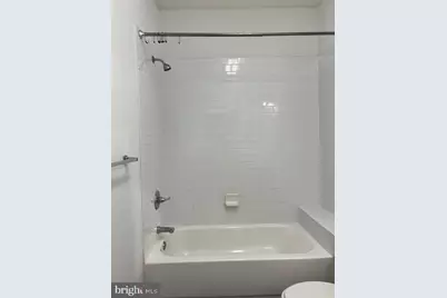 429 N 13th Street #1B, Philadelphia, PA 19123 - Photo 19