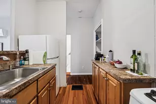 227 Poplar St, Philadelphia, PA 19123 - Photo 15