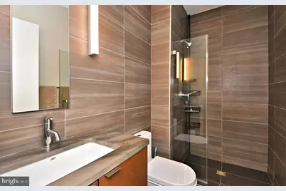 107 S Van Pelt St, Philadelphia, PA 19103 - Photo 9