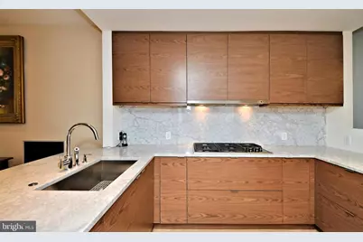 107 S Van Pelt St, Philadelphia, PA 19103 - Photo 7