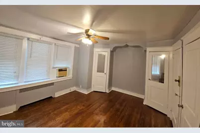 5736 Woodcrest Avenue, Philadelphia, PA 19131 - Photo 9