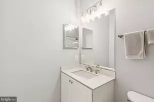 105 Commodore Court, Philadelphia, PA 19146 - Photo 19