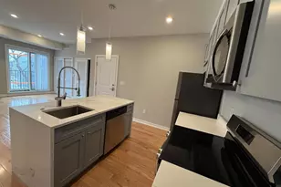 914 W Susquehanna Ave, Philadelphia, PA 19122 - Photo 9