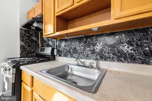 2204 Yelland St, Philadelphia, PA 19140 - Photo 3