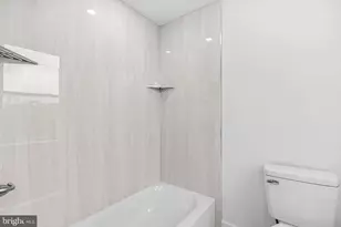 10 W Pomona St, Philadelphia, PA 19144 - Photo 35