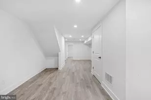 10 W Pomona St, Philadelphia, PA 19144 - Photo 19