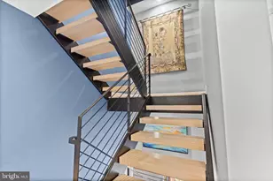 2147 Lombard St, Philadelphia, PA 19146 - Photo 41