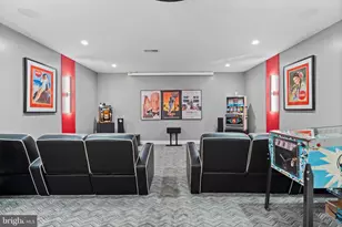 2147 Lombard St, Philadelphia, PA 19146 - Photo 75