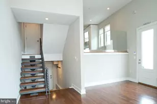 708 N 17th St, Philadelphia, PA 19130 - Photo 9