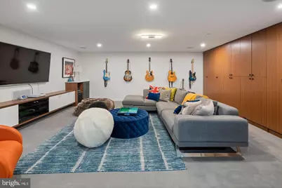 707 S 15th Street, Philadelphia, PA 19146 - Photo 9