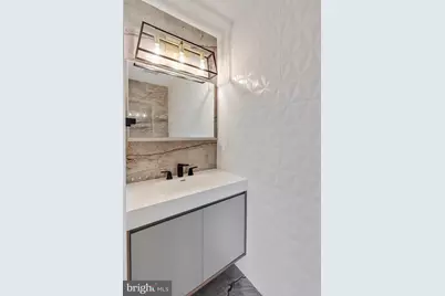 1601 S 22nd Street #2, Philadelphia, PA 19145 - Photo 5