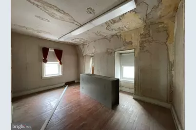 5809 Chew Avenue, Philadelphia, PA 19138 - Photo 9