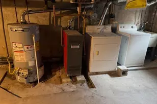 2344 S Woodstock St, Philadelphia, PA 19145 - Photo 15