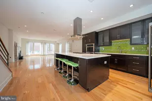 110 Naudain St, Philadelphia, PA 19147 - Photo 1