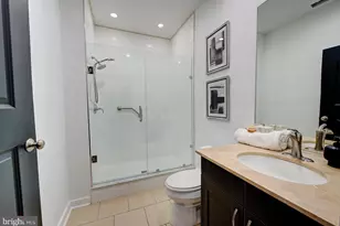 1426 Kenilworth St, Philadelphia, PA 19146 - Photo 7