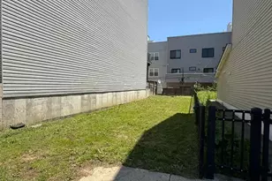 1537 N Franklin St, Philadelphia, PA 19122 - Photo 3