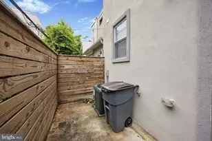 2036 N Darien St, Philadelphia, PA 19122 - Photo 15