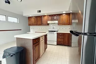 949 N Orianna St, Philadelphia, PA 19123 - Photo 15