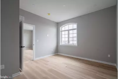 2401 Washington Avenue #5D, Philadelphia, PA 19146 - Photo 9