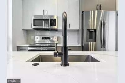 1723 Ridge Avenue, Philadelphia, PA 19130 - Photo 17