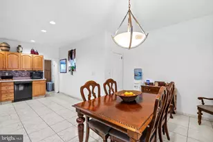 1605 Wolf St, Philadelphia, PA 19145 - Photo 9