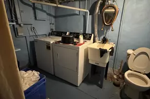 7106 Elmwood Ave, Philadelphia, PA 19142 - Photo 11