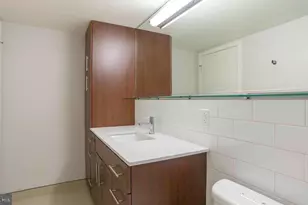 2200 Benjamin Franklin Pkwy, Philadelphia, PA 19130 - Photo 13