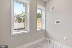 2571 Coral St, Philadelphia, PA 19125 - Photo 27