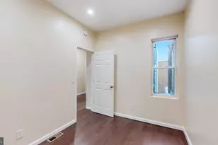 1928 S 18th St, Philadelphia, PA 19145 - Photo 13