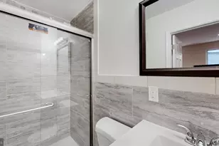 1928 S 18th St, Philadelphia, PA 19145 - Photo 11