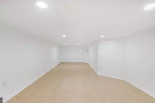 1928 S 18th St, Philadelphia, PA 19145 - Photo 15