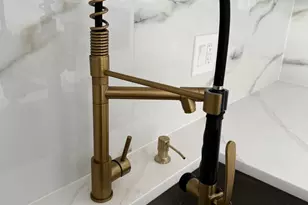 56 E Tulpehocken St, Philadelphia, PA 19144 - Photo 9