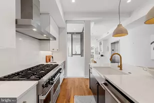 262 S 16th St, Philadelphia, PA 19102 - Photo 9