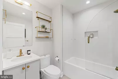 262 S 16th Street #7, Philadelphia, PA 19102 - Photo 15