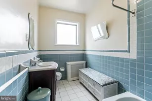 2440 S 13th St, Philadelphia, PA 19148 - Photo 15