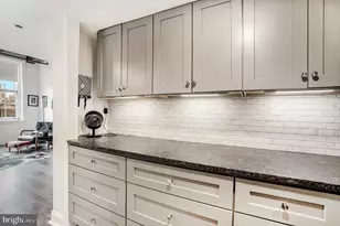 301 Race St, Philadelphia, PA 19106 - Photo 13