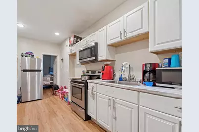 7018 Woodland Avenue, Philadelphia, PA 19142 - Photo 15