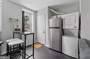 7018 Woodland Ave, Philadelphia, PA 19142 - Photo 3