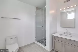 237 N 23rd St, Philadelphia, PA 19103 - Photo 27