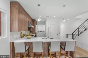 237 N 23rd St, Philadelphia, PA 19103 - Photo 9